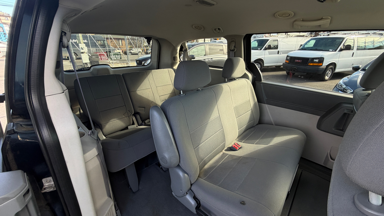 Dodge Grand Caravan SE 2008