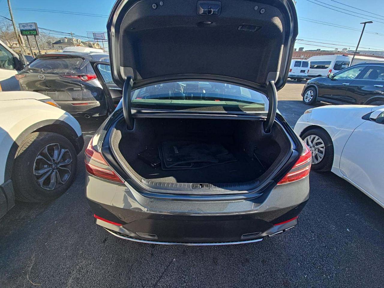 Genesis G70 2.0T 2023