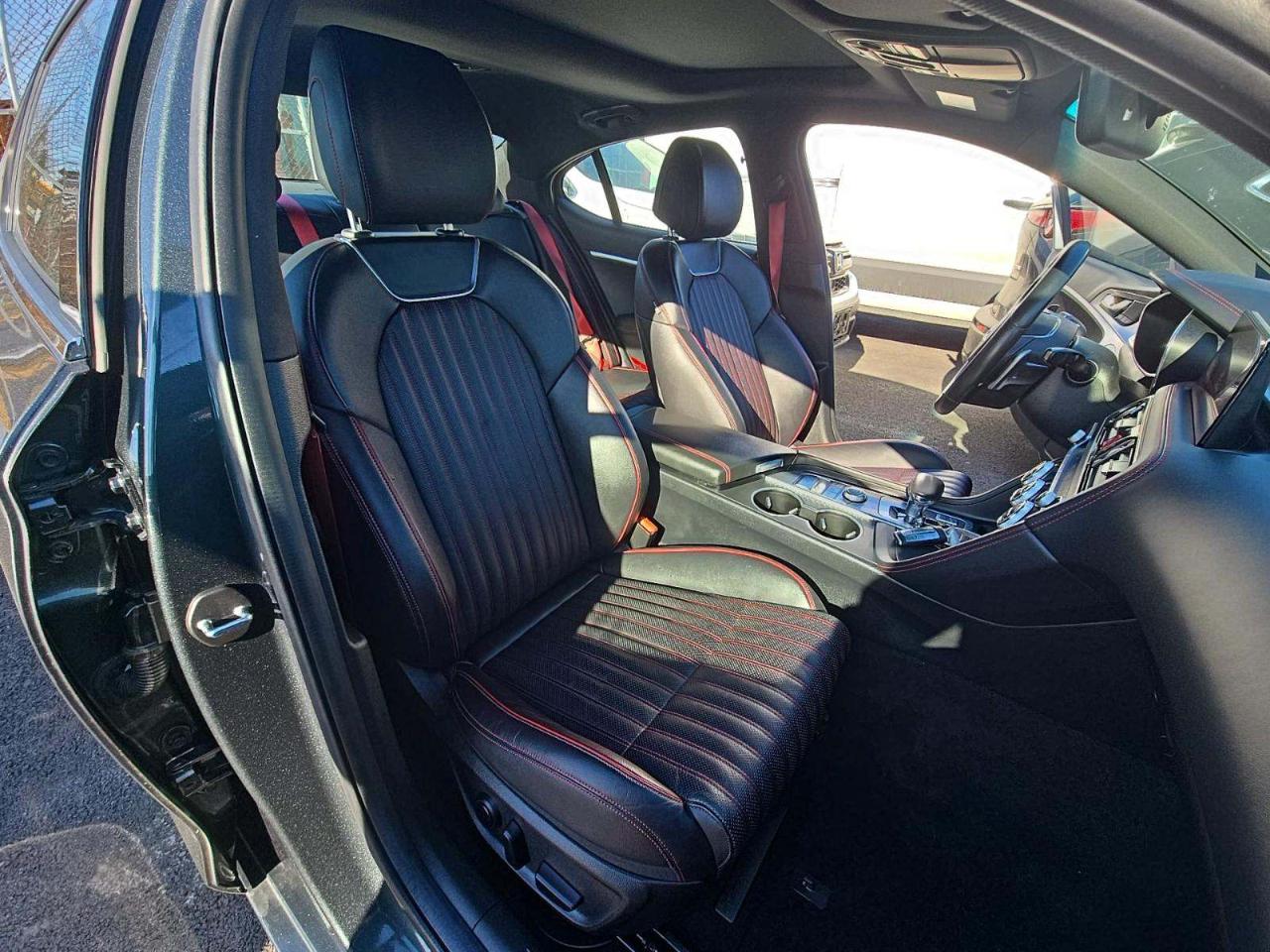 Genesis G70 2.0T 2023