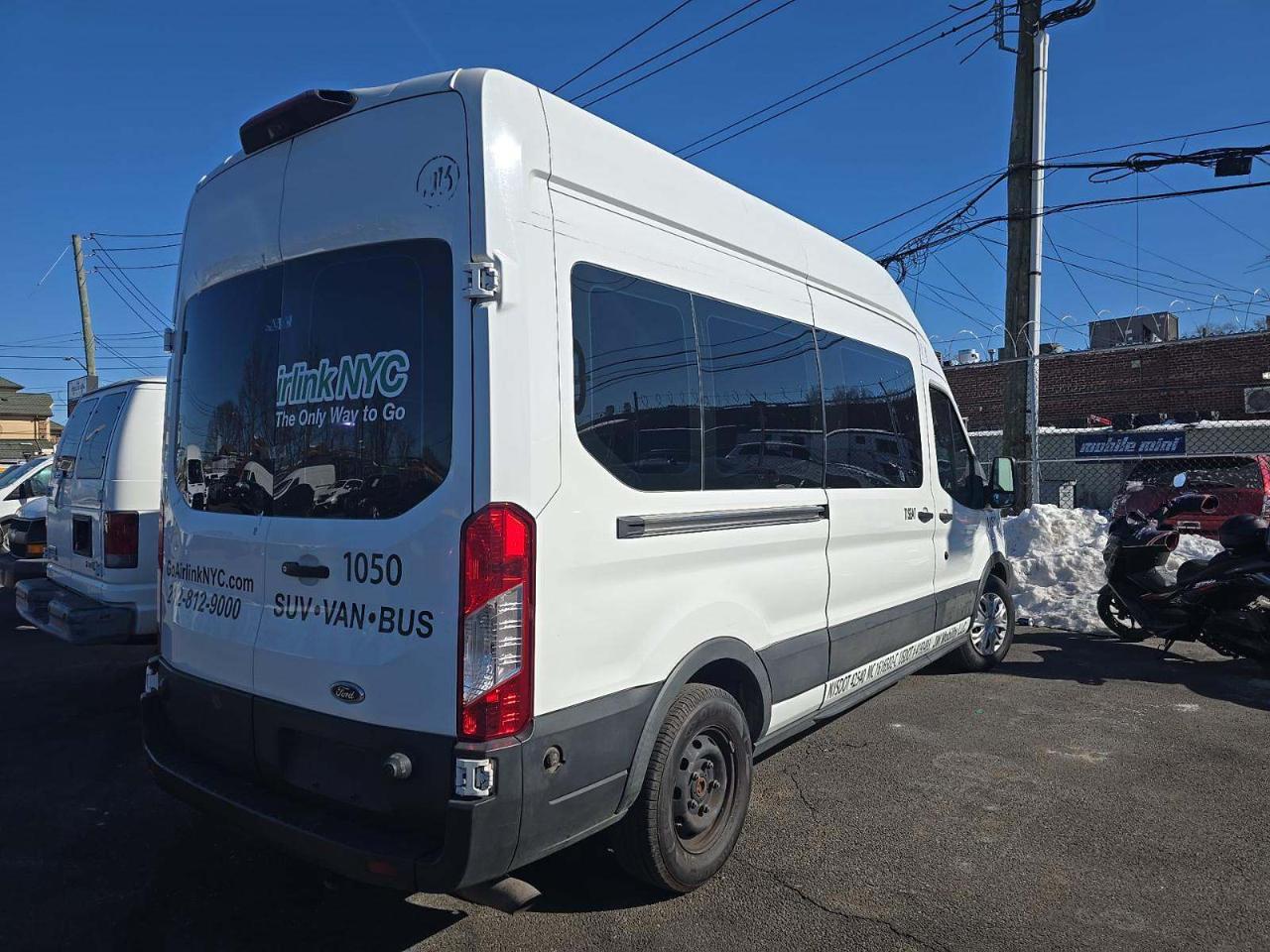Ford Transit 350 Wagon High Roof XL w/Sliding Pass. 148-in. WB 2019