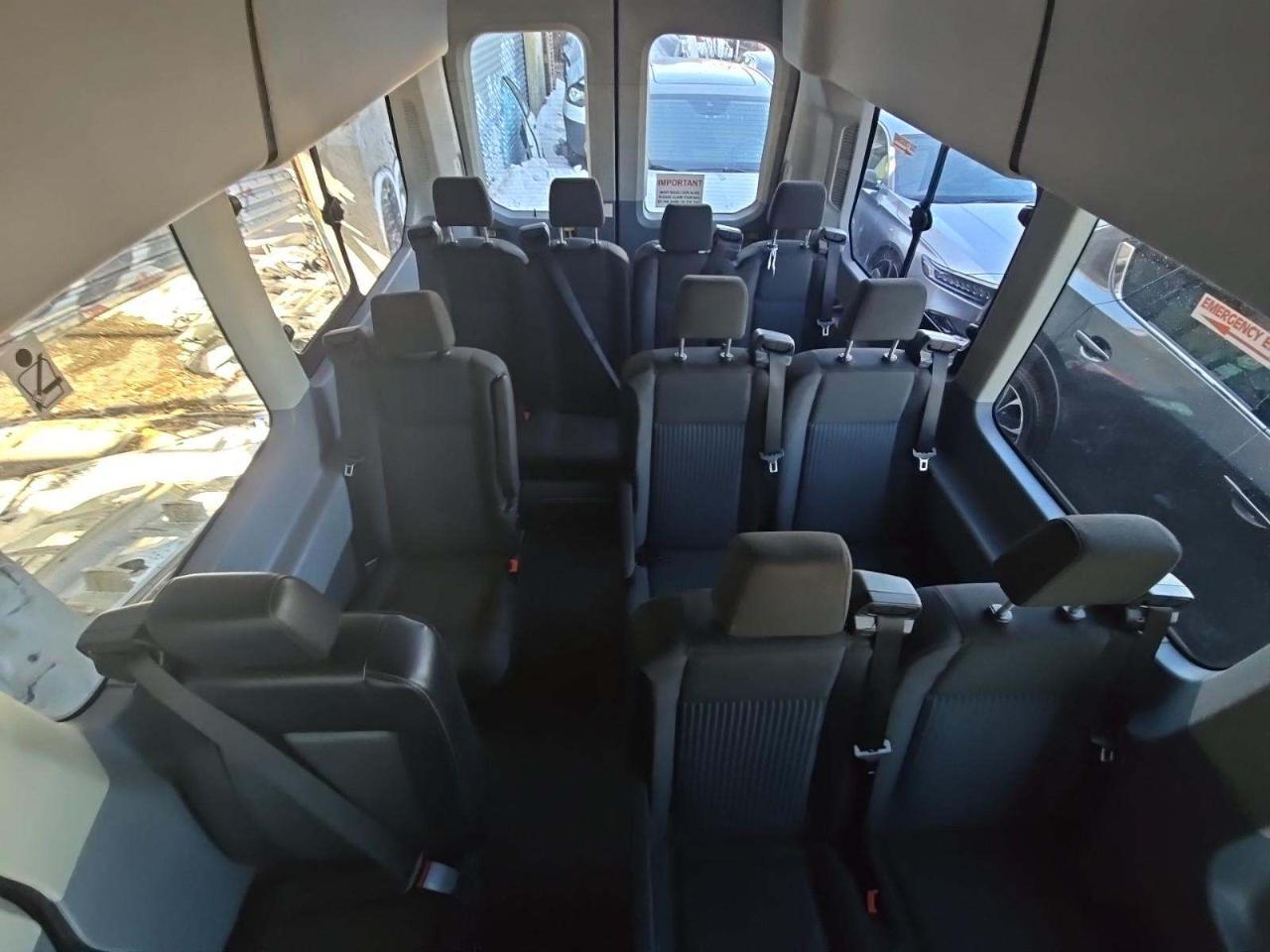 Ford Transit 350 Wagon HD High Roof XL Sliding Pass. 148 WB EL 2018