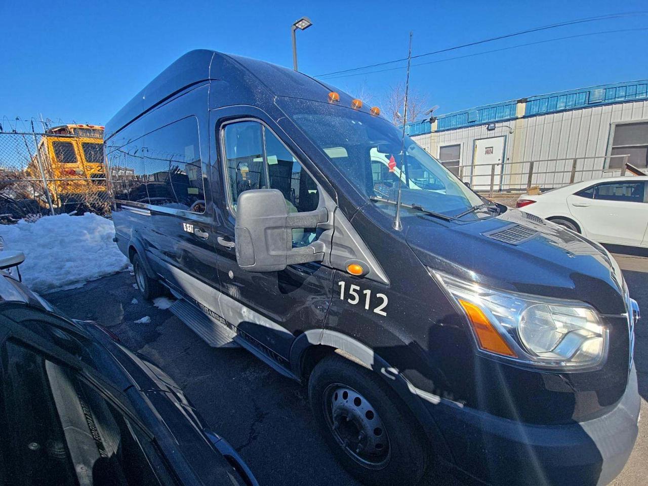 Ford Transit 350 Wagon HD High Roof XL Sliding Pass. 148 WB EL 2018