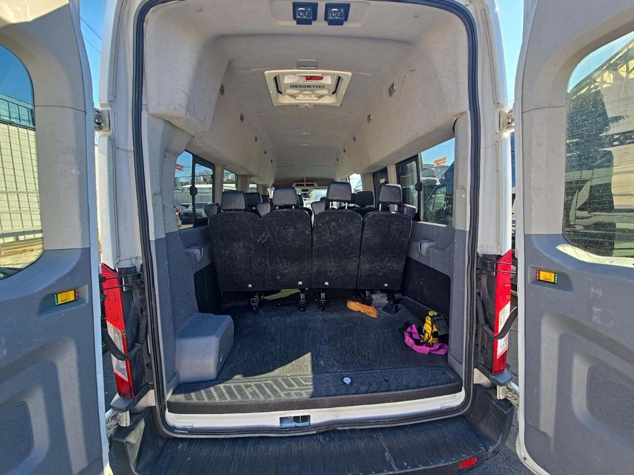 Ford Transit 350 Wagon HD High Roof XLT Dual Slide. 148 WB EL 2018