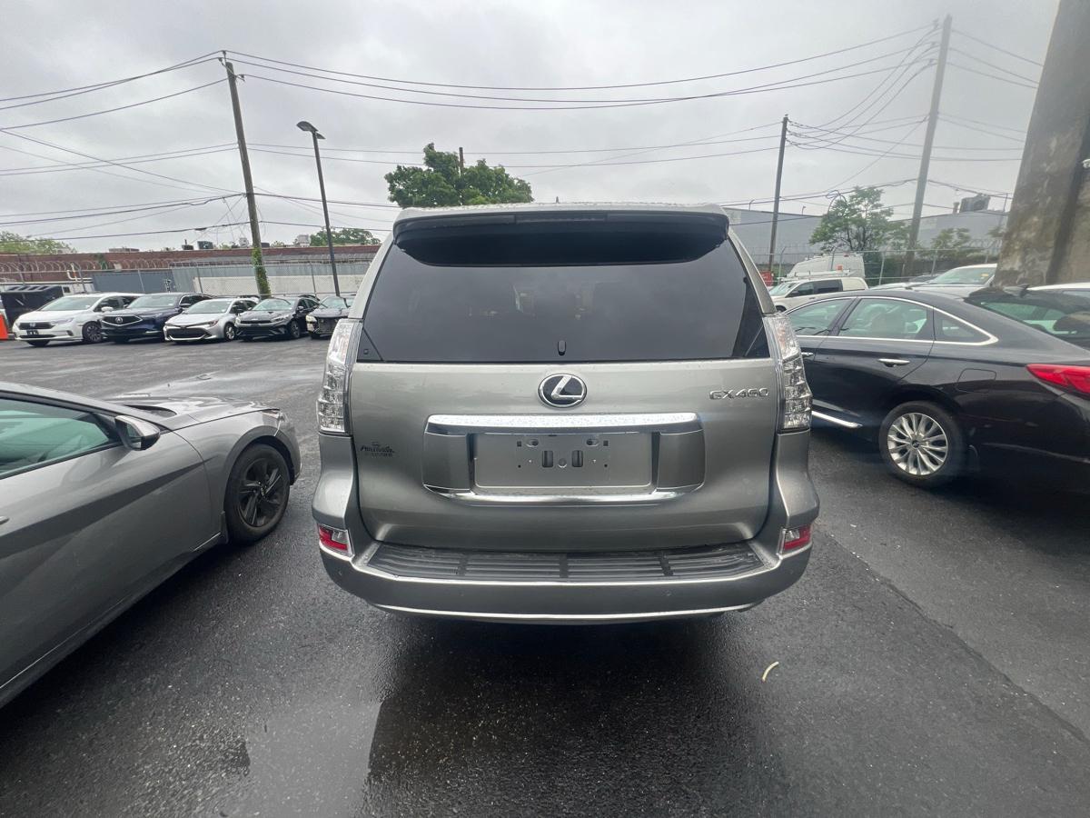 Lexus GX 460 Base 2023