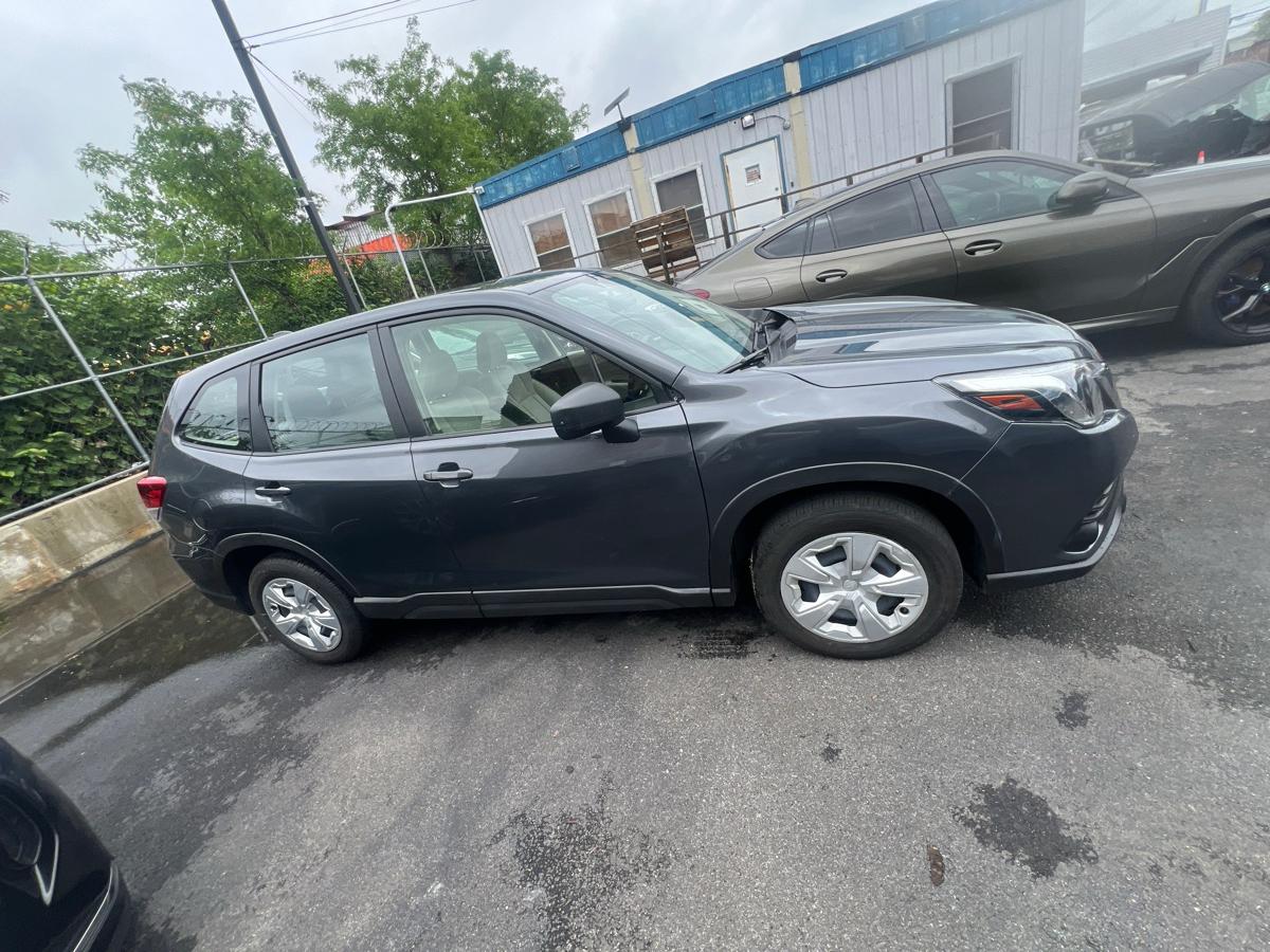 Subaru Forester Base 2023