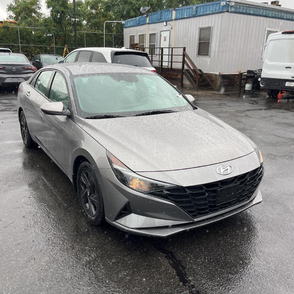 Hyundai Elantra SEL 2023