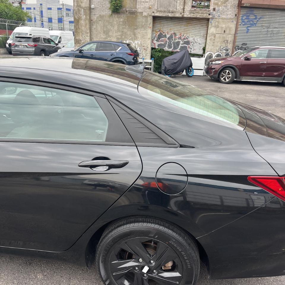2023 Hyundai Elantra SEL - Photo 6