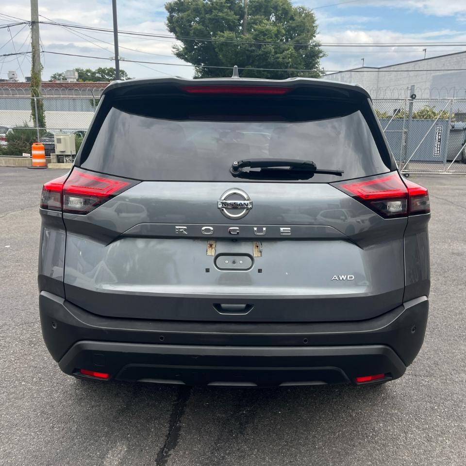 2021 Nissan Rogue S - Photo 8