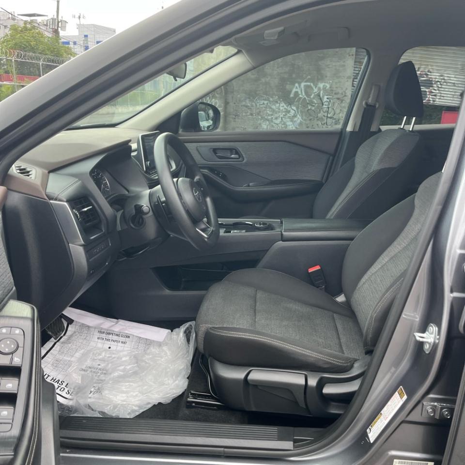 2021 Nissan Rogue S - Photo 16