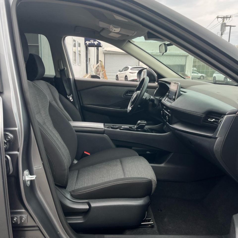2021 Nissan Rogue S - Photo 17