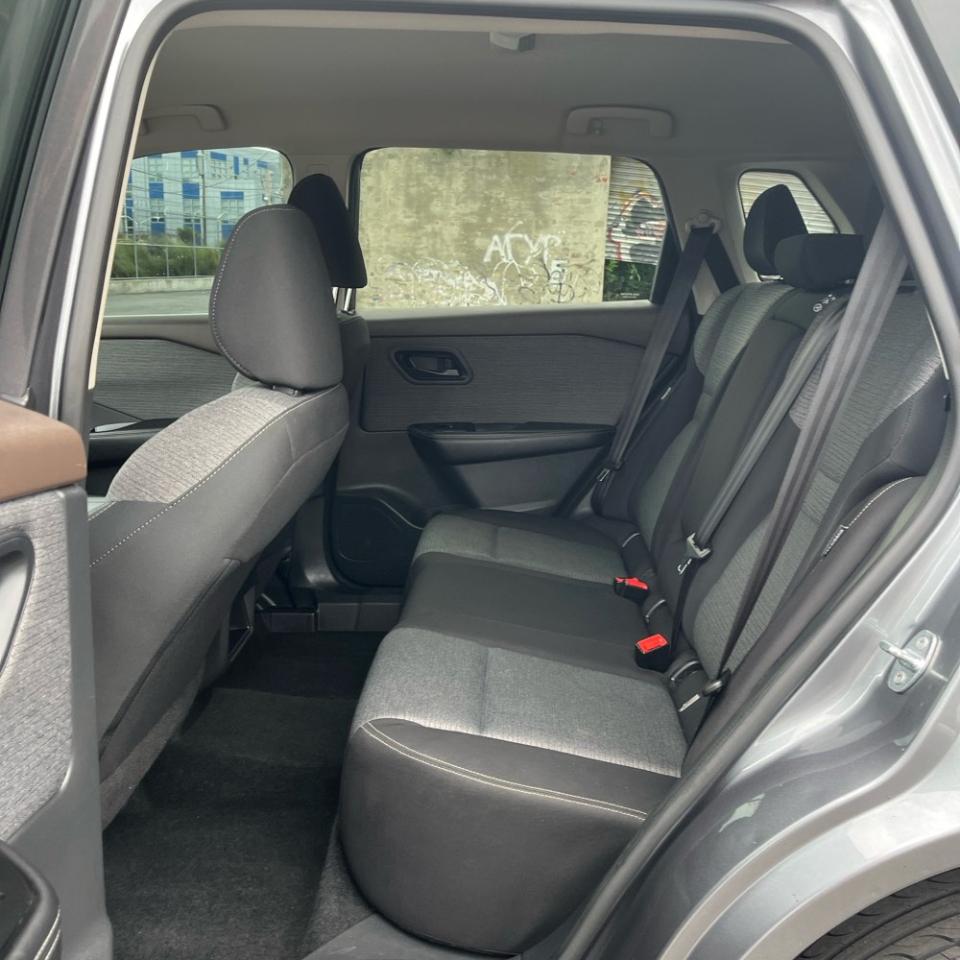 2021 Nissan Rogue S - Photo 18