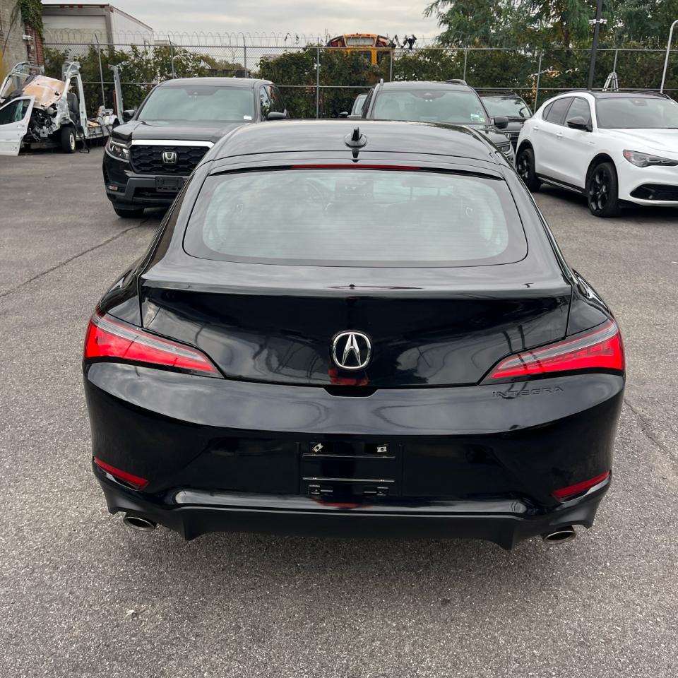 Acura Integra Base 2024