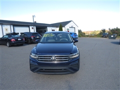 2023 Volkswagen Tiguan  2023 Volkswagen Tiguan