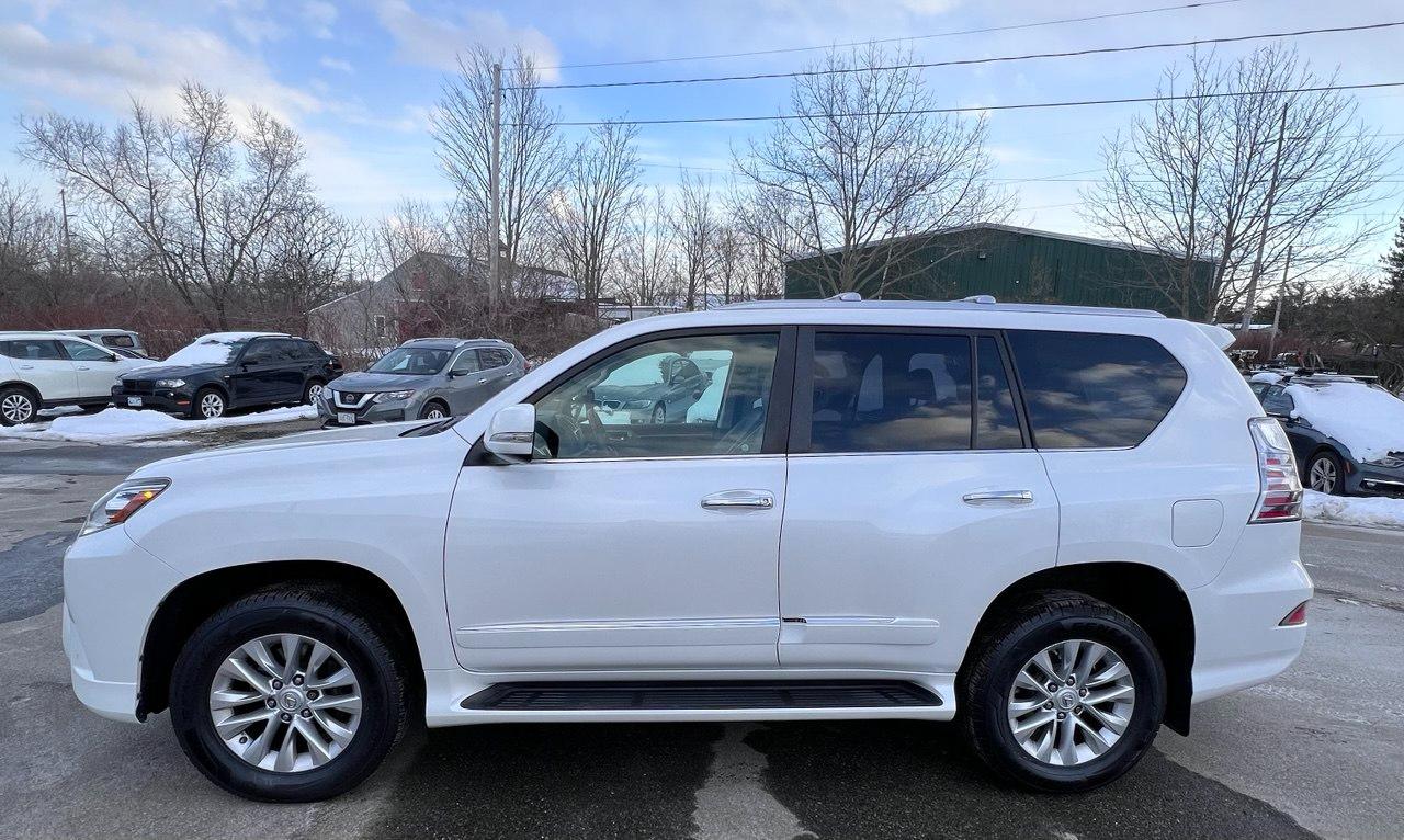 Lexus GX 460 Base 2017