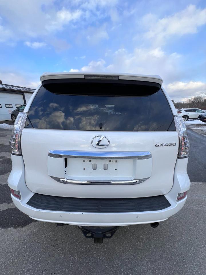 Lexus GX 460 Base 2017