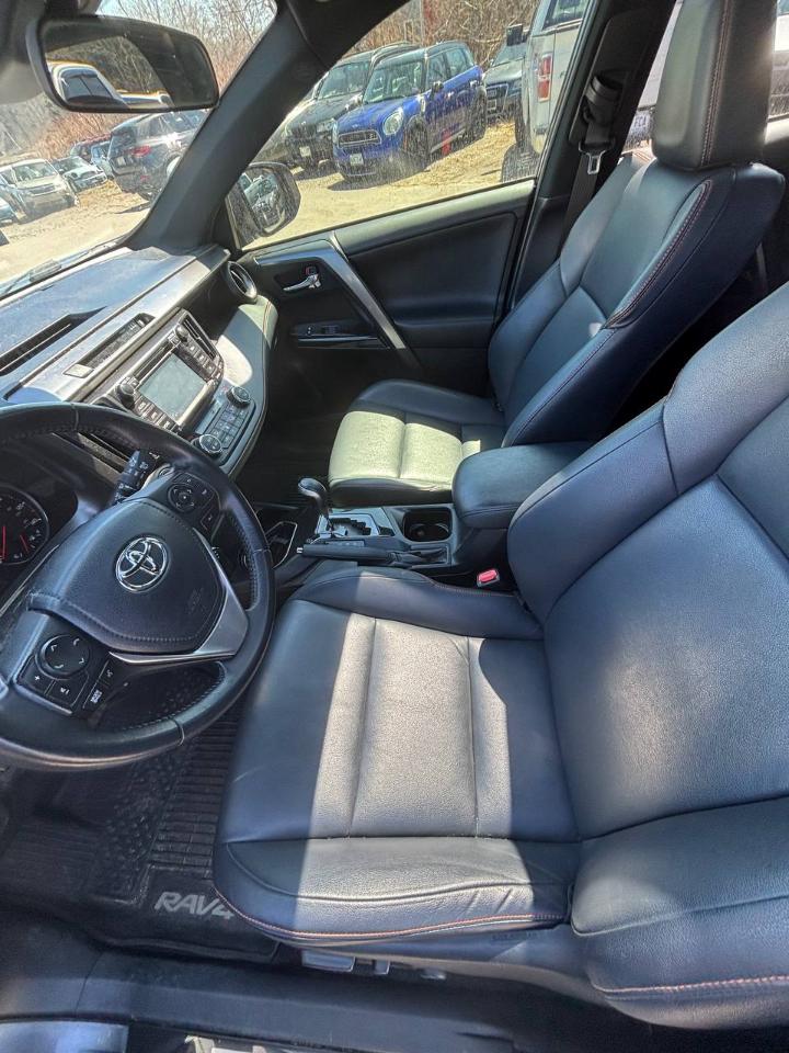 Toyota RAV4 SE 4WD 2017