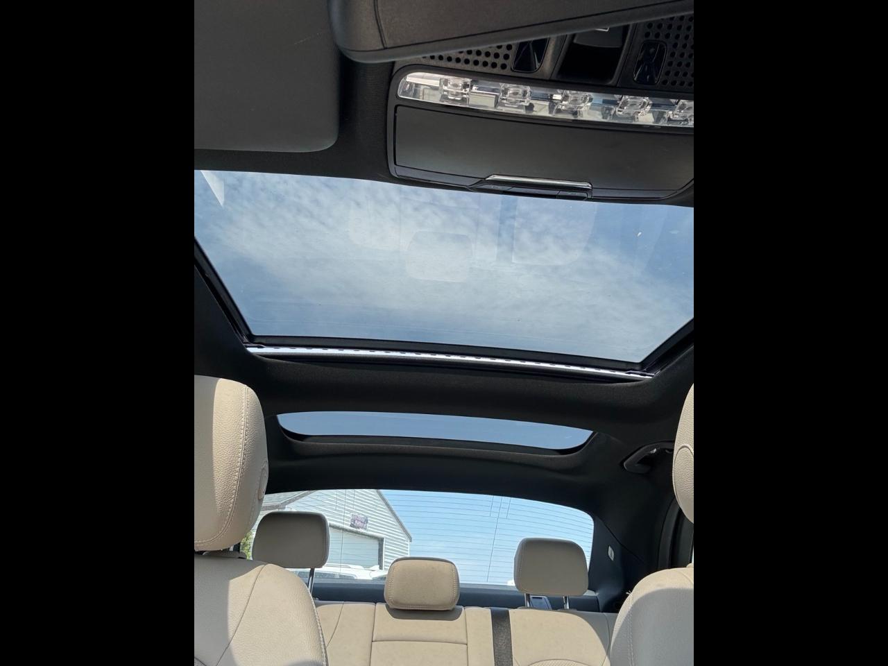 Mercedes-Benz C-Class C300 4MATIC Sedan 2018