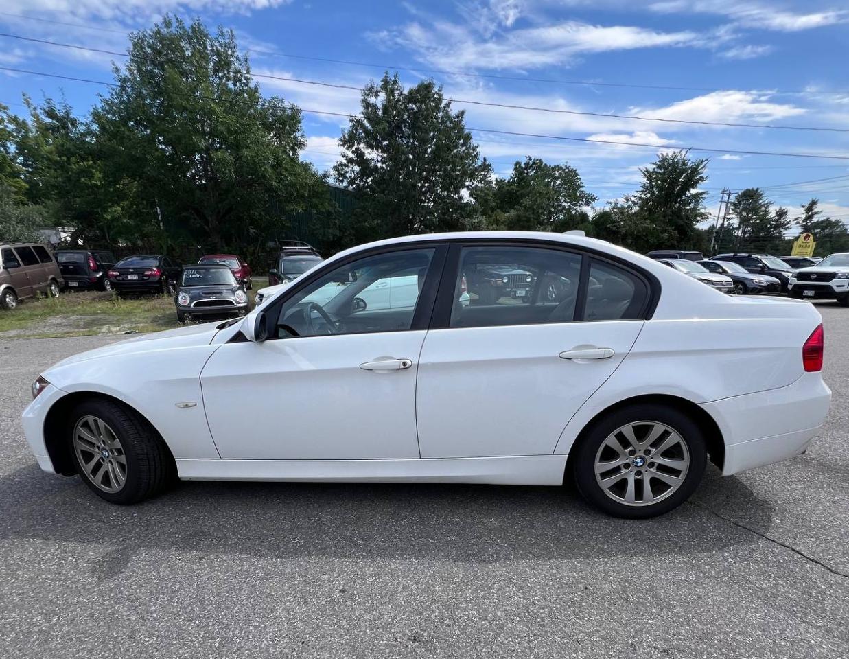 BMW 3-Series 325xi Sedan 2006
