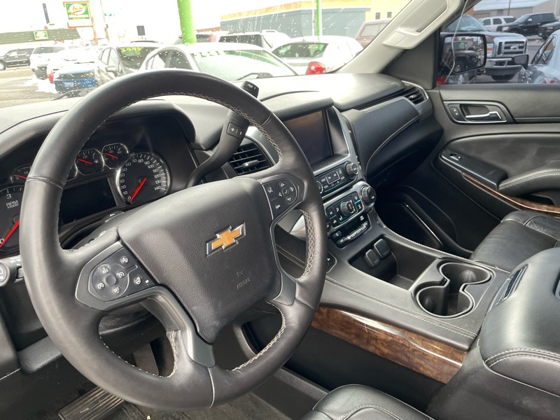 Chevrolet Suburban LT 1500 4WD 2015