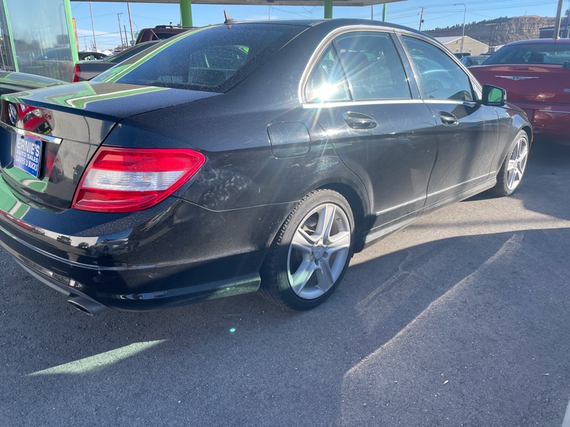 Mercedes-Benz C-Class C300 Luxury Sedan 2010