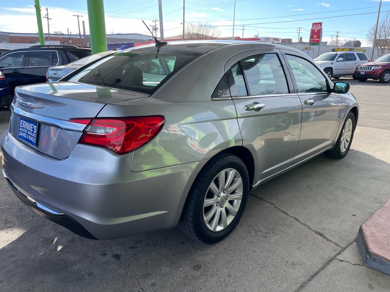 Chrysler 200 Limited 2013