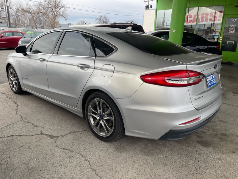 Ford Fusion Hybrid Titanium 2019
