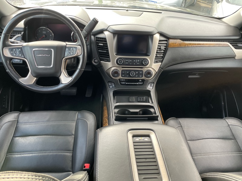 GMC Yukon XL Denali 4WD 2016
