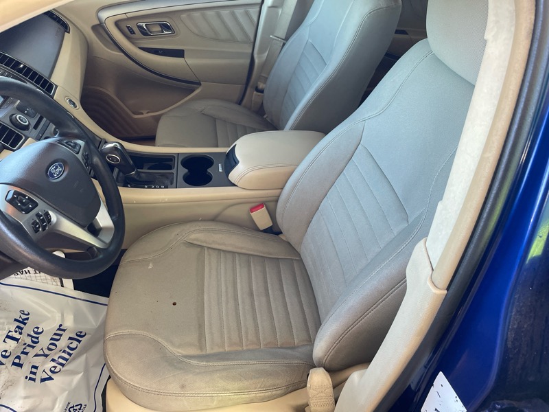 Ford Taurus SE FWD 2015