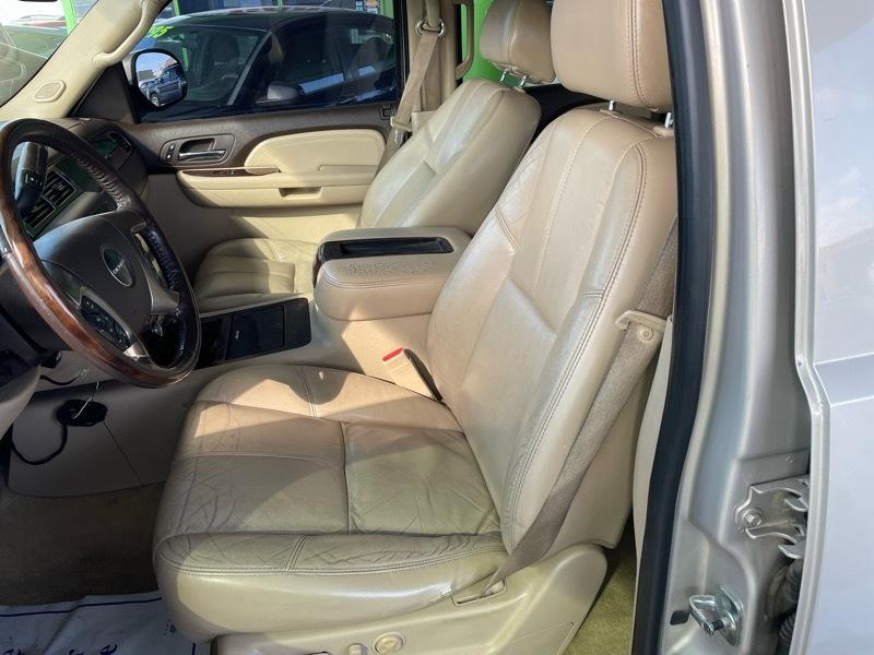 GMC Yukon Denali AWD 2007