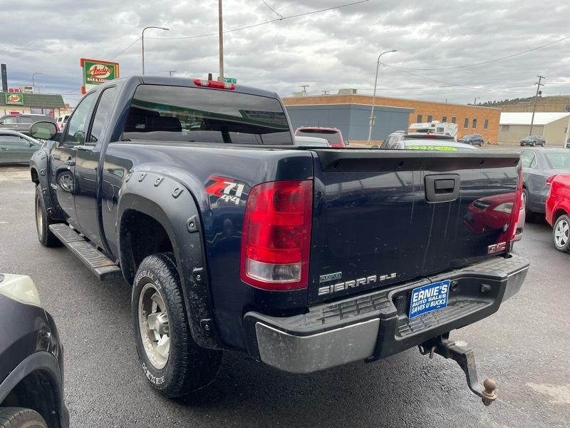 GMC Sierra 1500 SLE Ext. Cab 4WD 2011
