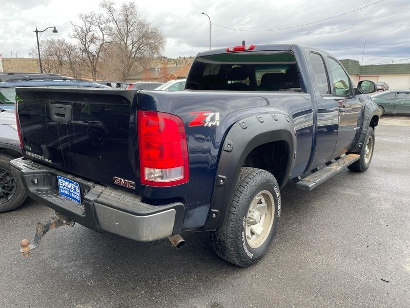 GMC Sierra 1500 SLE Ext. Cab 4WD 2011