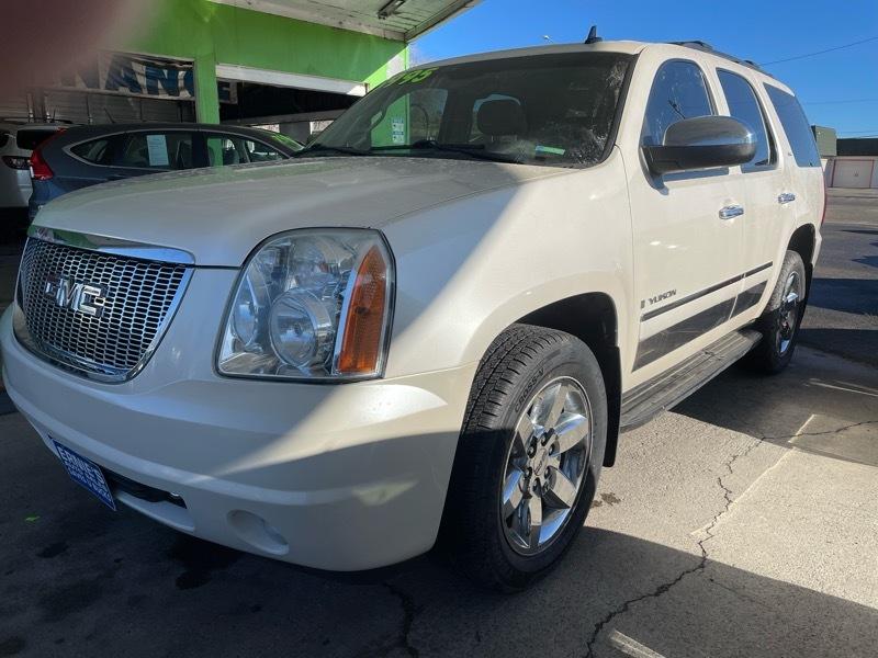 GMC Yukon SLT-1 4WD 2009