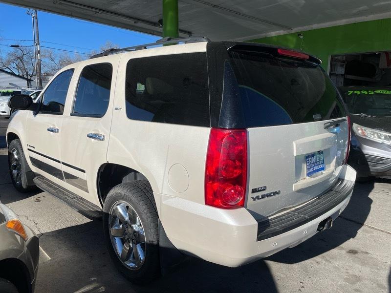 GMC Yukon SLT-1 4WD 2009