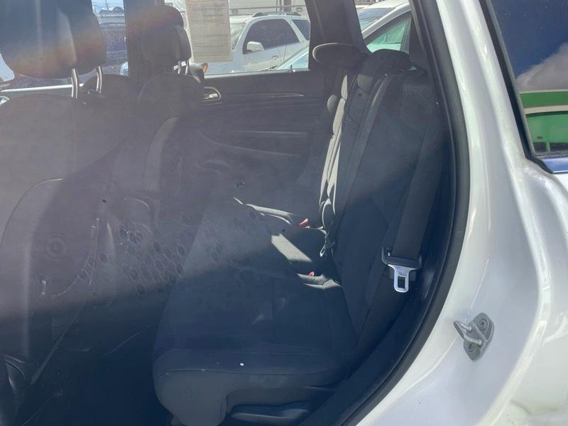 Jeep Grand Cherokee Laredo 4WD 2013