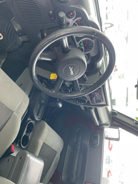 Jeep Wrangler Unlimited Sport 4WD 2010