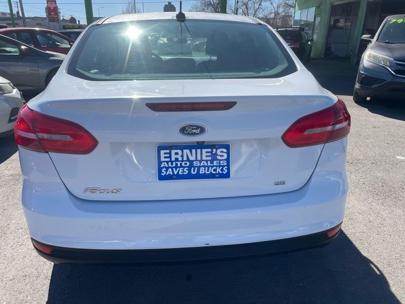 Ford Focus SE Sedan 2015