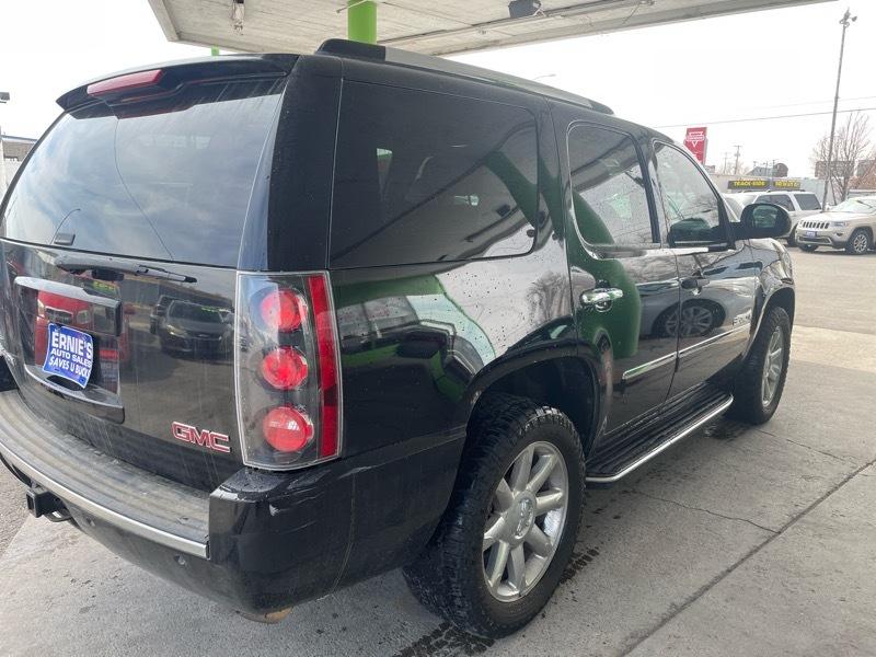 GMC Yukon Denali 4WD 2009