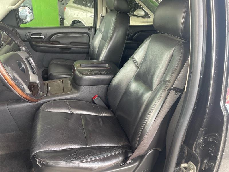 GMC Yukon Denali 4WD 2009