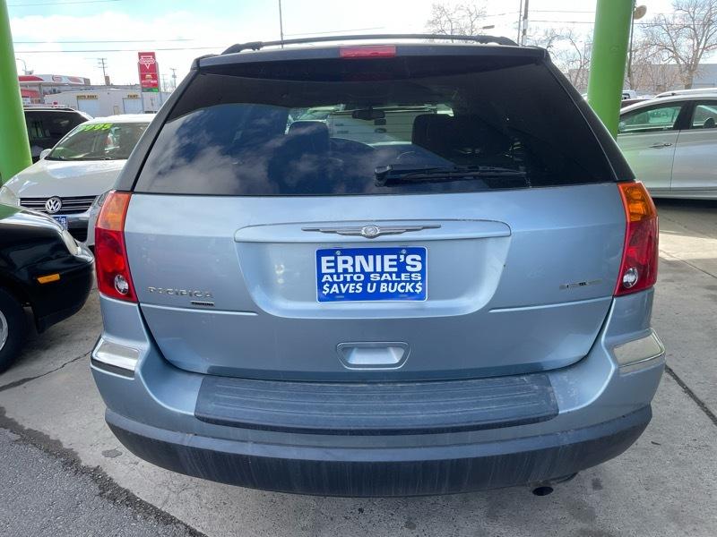 Chrysler Pacifica Touring AWD 2005