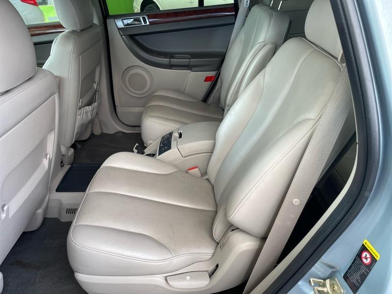 Chrysler Pacifica Touring AWD 2005