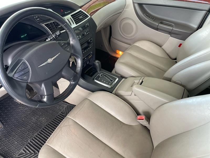 Chrysler Pacifica Touring AWD 2005