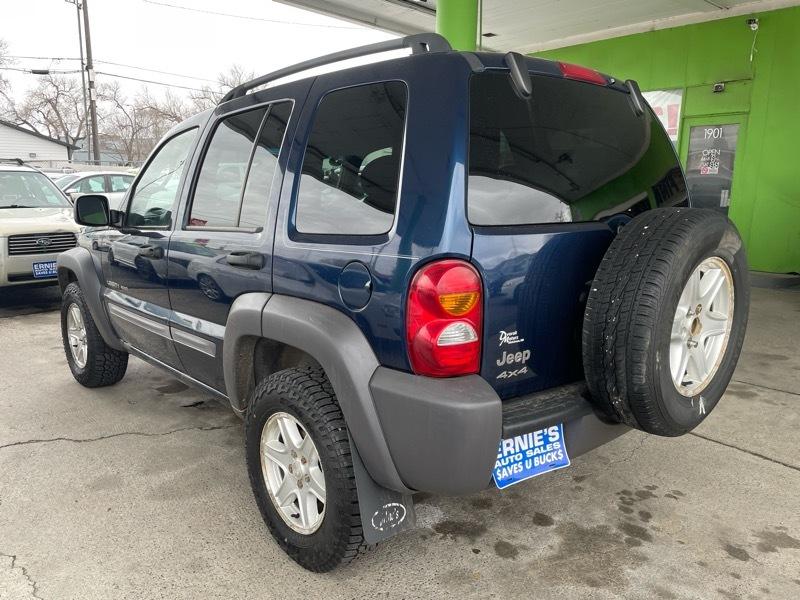 Jeep Liberty Sport 4WD 2002