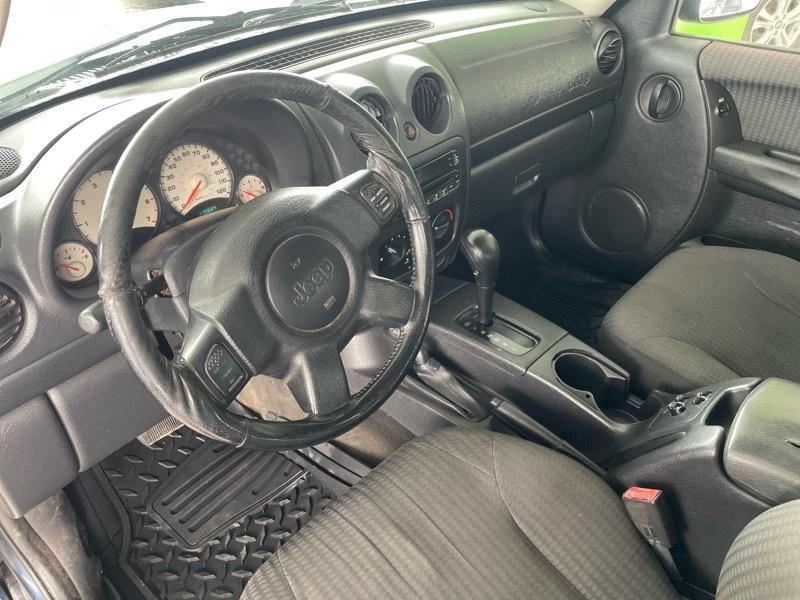 Jeep Liberty Sport 4WD 2002