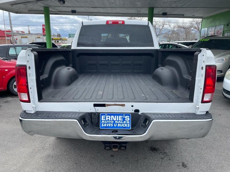 RAM 1500 Tradesman Quad Cab 4WD 2016