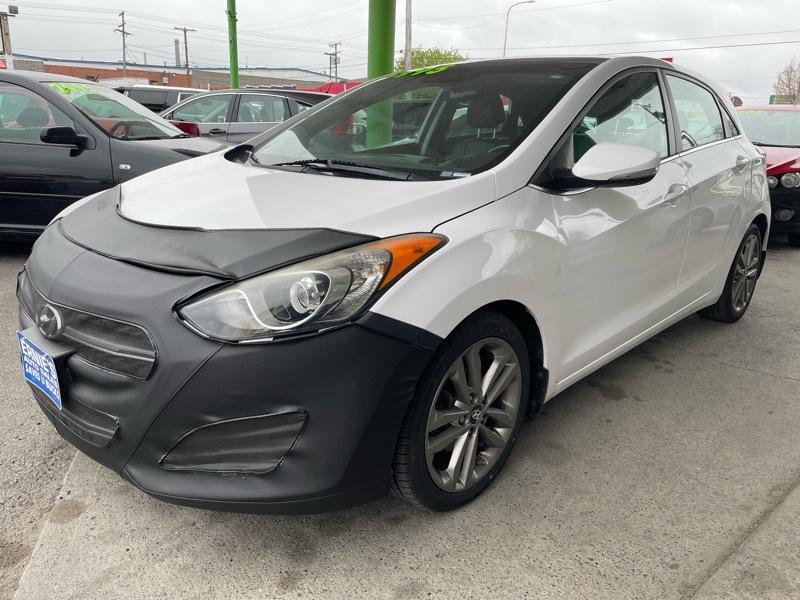 Hyundai Elantra GT A/T 2016