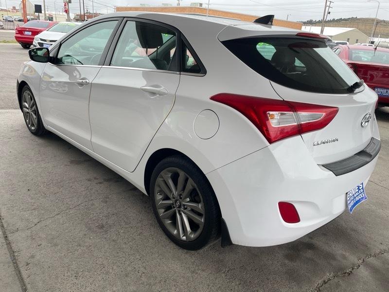 Hyundai Elantra GT A/T 2016