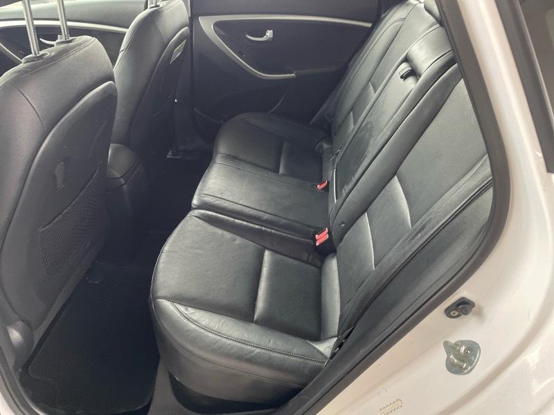 Hyundai Elantra GT A/T 2016