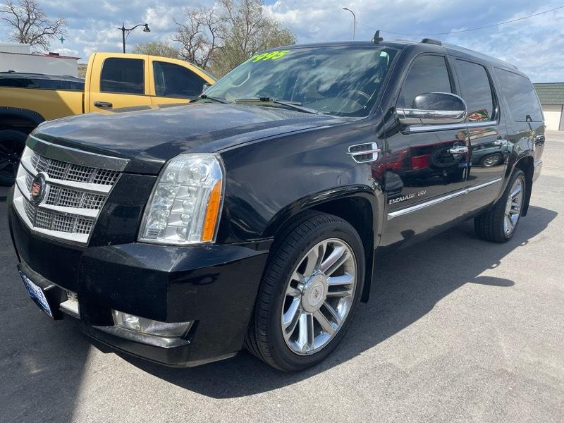 Cadillac Escalade ESV AWD Platinum 2011