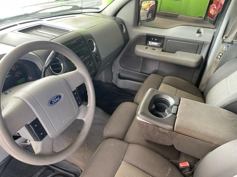 Ford F-150 Lariat SuperCrew 4WD 2004