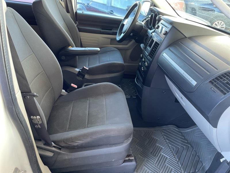 Dodge Grand Caravan SE 2008